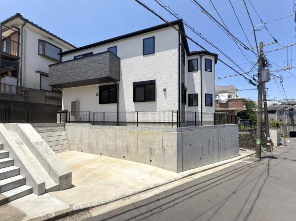 横浜市南区永田東２丁目の新築一戸建