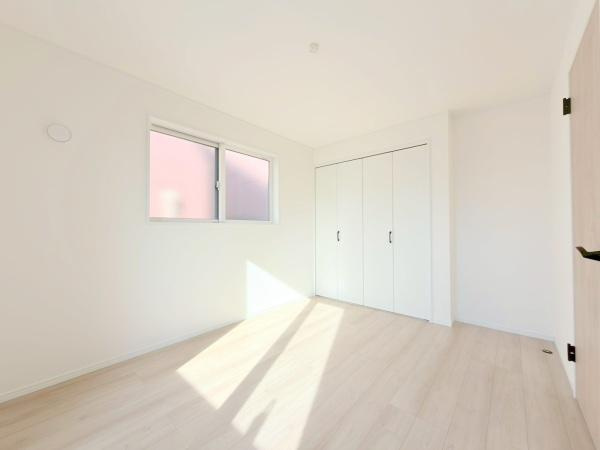 川崎市高津区坂戸３丁目の新築一戸建の洋室