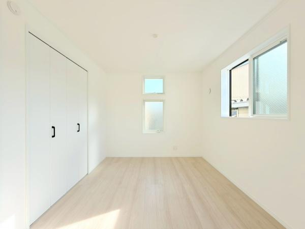 川崎市高津区坂戸３丁目の新築一戸建の洋室