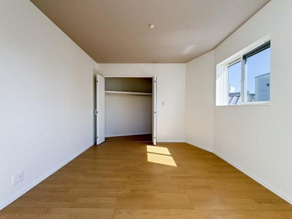 川崎市川崎区田島町の新築一戸建の洋室