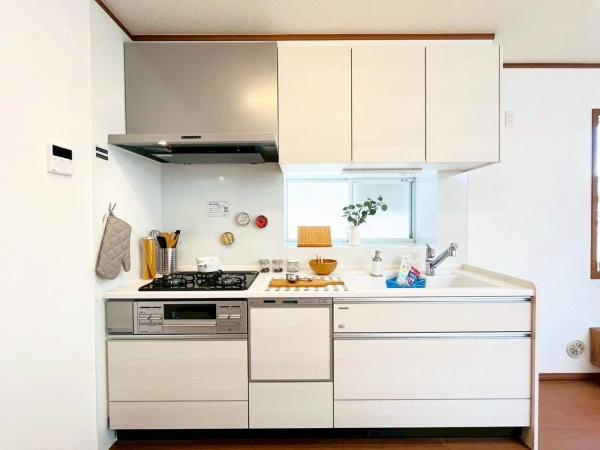藤沢市西富２丁目の中古一戸建のキッチン