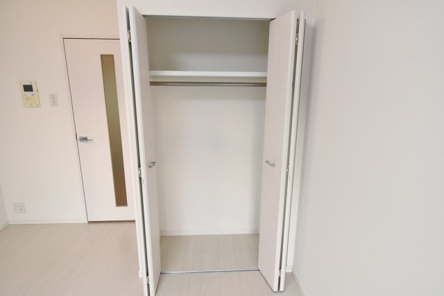 西宮ルモンド甲子園の収納|クローゼット