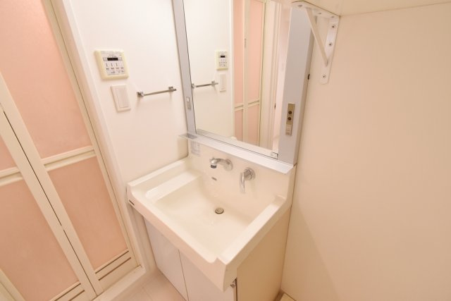 西宮ルモンド甲子園の洗面所|独立洗面