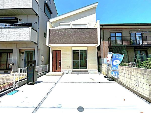 横須賀市浦上台２丁目の新築一戸建の駐車場