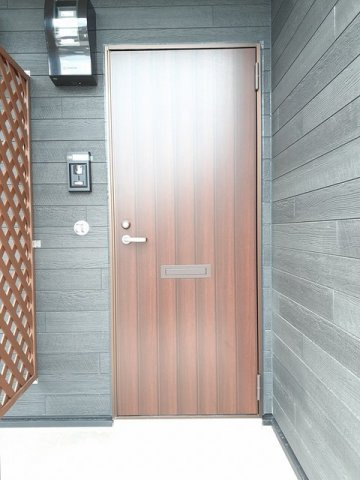 ベルセゾン・ルル　Ⅰの玄関