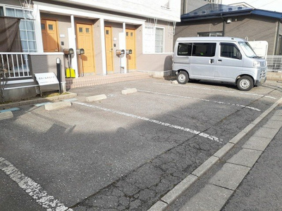 【駐車場】 | ボヌールタカナオ