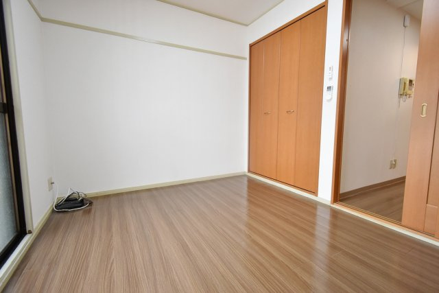 サンハイツバロンIの居間・リビング