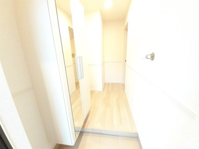 【玄関】 | ニューファミーレ