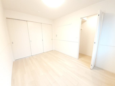 【内装】 | ニューファミーレ