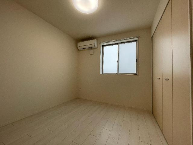 モアレディの洋室