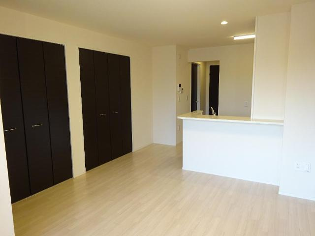 ラ・カンパネラ　新開の居間・リビング