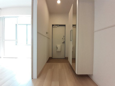 【玄関】 | ウェスト・デュオ