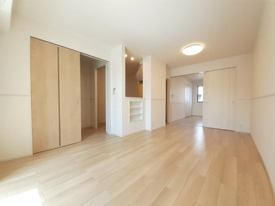 【居間・リビング】 | ウェスト・デュオ