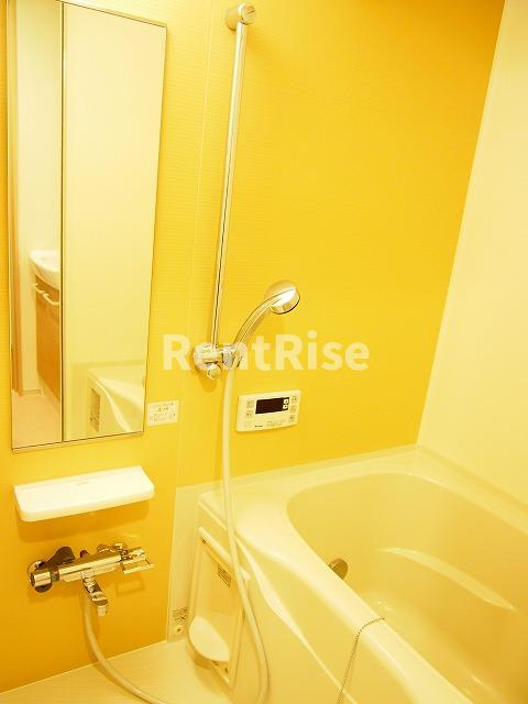 メゾン・エスポワールの浴室|バス