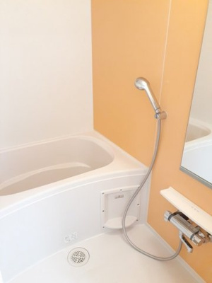 【浴室】 | ドウェル・プレリュード・Ⅱ | 日々の疲れを癒すお風呂付です