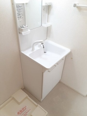 【洗面所】 | ドウェル・プレリュード・Ⅱ | ゆったりとスペースのある洗面所