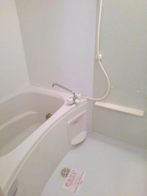 【浴室】 | プリムローズヴィラＤ | 日々の暮らしに欠かせないお風呂です