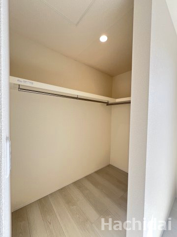 碧南市霞浦町2期　新築一戸建の収納