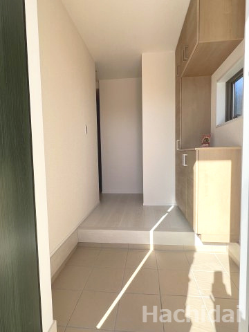 碧南市霞浦町2期　新築一戸建の玄関