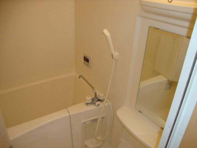 サンパレスⅢの浴室|バス