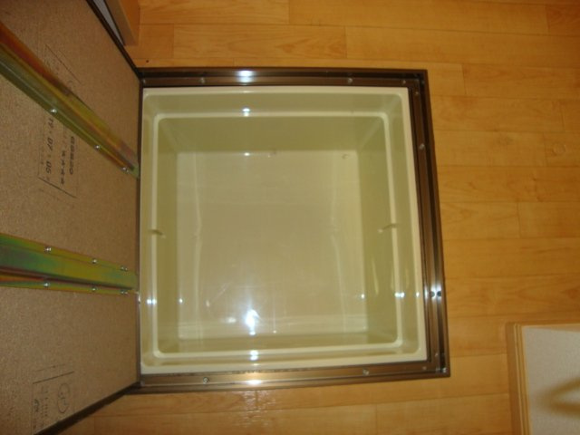 サンパレスⅢの収納|床下収納