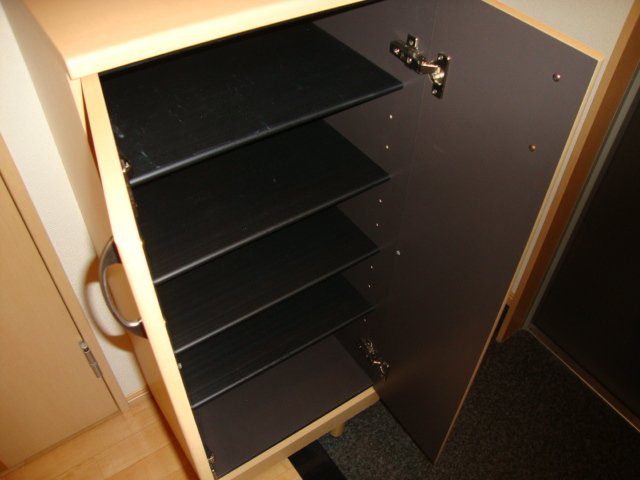 サンパレスⅢの設備|下足箱