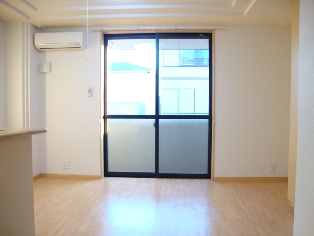 サンパレスⅢの居間・リビング|リビング