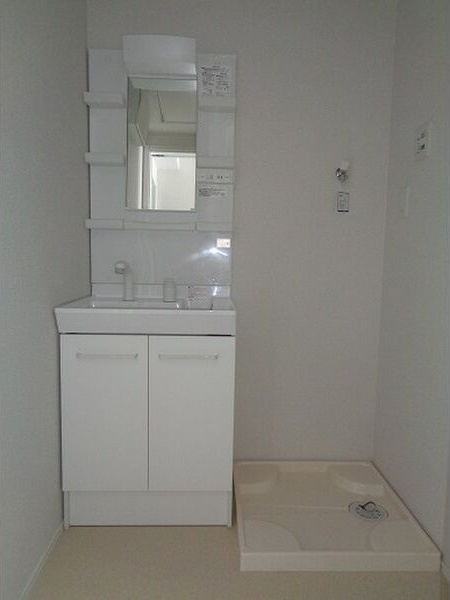 Altair(アルタイル)B棟の独立洗面台