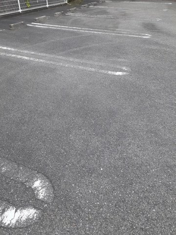 ＮＥＳＴスエヒロの駐車場|駐車場完備です