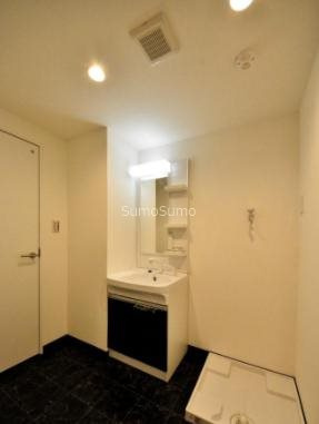 ユニーク靭公園前の洗面所