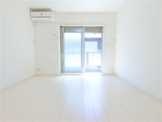 リブリ・エアポート