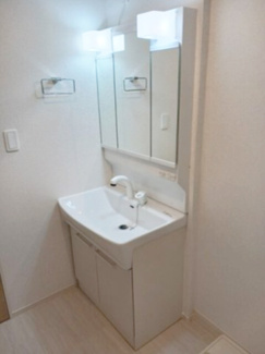 【洗面所】 | アスフォートⅡ | ゆったりとスペースのある洗面所