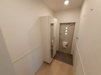 【玄関】 | セラリーレイス | 明るい玄関です