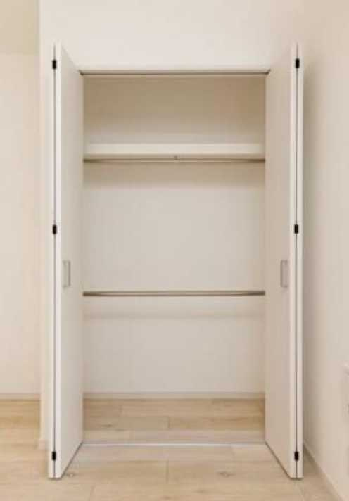 レジディア世田谷若林　駅近　リノベーション予定　角部屋の収納|※別部屋の写真です