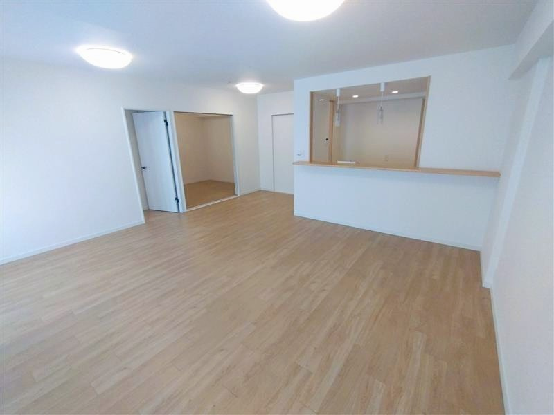 コープ野村新安城E棟の居間・リビング|リビングです