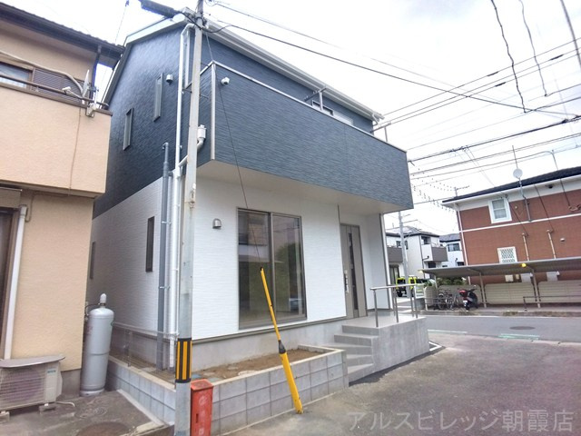 新築　志木市中宗岡5丁目第３２　全１区画の前面道路含む現地写真