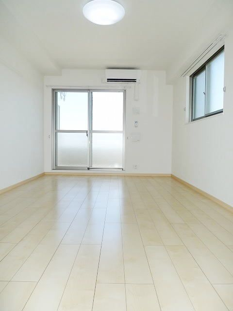 コートポワール国立の内装