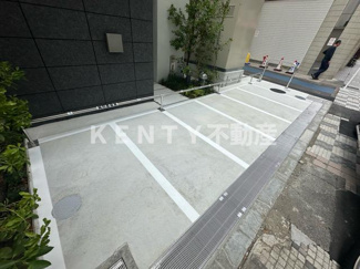 【駐車場】 | 駐車場があるので、車を買う予定の方も安心です