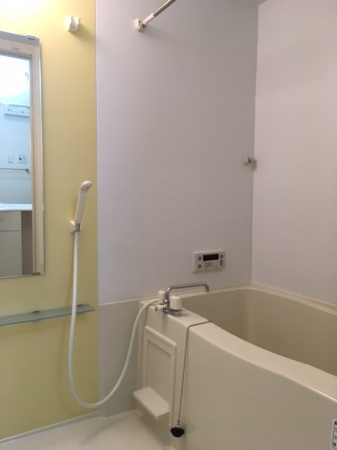 クイント　パラッツォの浴室|落ち着いた空間のお風呂です