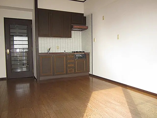 ライオンズマンション東町【キャッシュバック対象】の居間・リビング