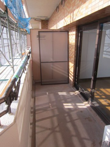 ライオンズマンション東町【キャッシュバック対象】のバルコニー|陽当たり良好なバルコニーです