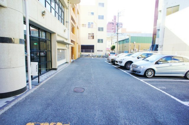 ライオンズマンション東町【キャッシュバック対象】の駐車場|駐車場完備です
