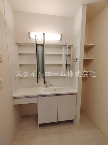 華　Aの洗面所|イメージ写真です。