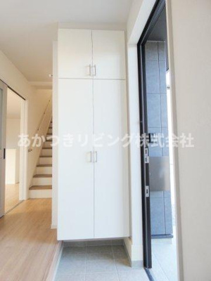 【玄関】 | LIGARE下都賀郡壬生町41期 | たくさんの靴も収納可能な天井高シューズボックス♪