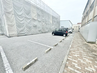 【駐車場】 | ルミエールヤナセＡ