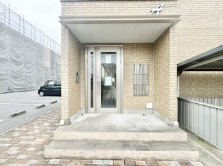 【エントランス】 | ルミエールヤナセＡ