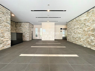 【ロビー】 | 広々とした空間を演出するロビー部分！