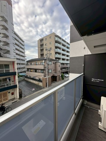 GENOVIA西川口Ⅲのバルコニー