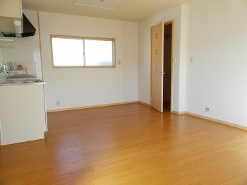 【居間・リビング】 | リバーサイドクラタニ