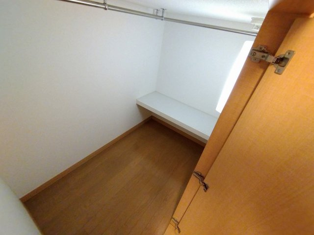 【収納】 | レオパレスＡＮＮＥＸタチバナ | 収納内ライト付き